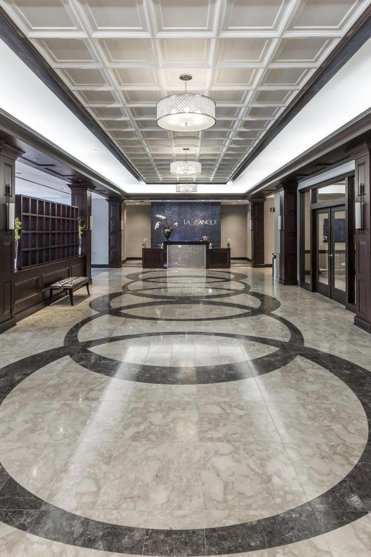 La Banque Hotel Homewood Eksteriør billede