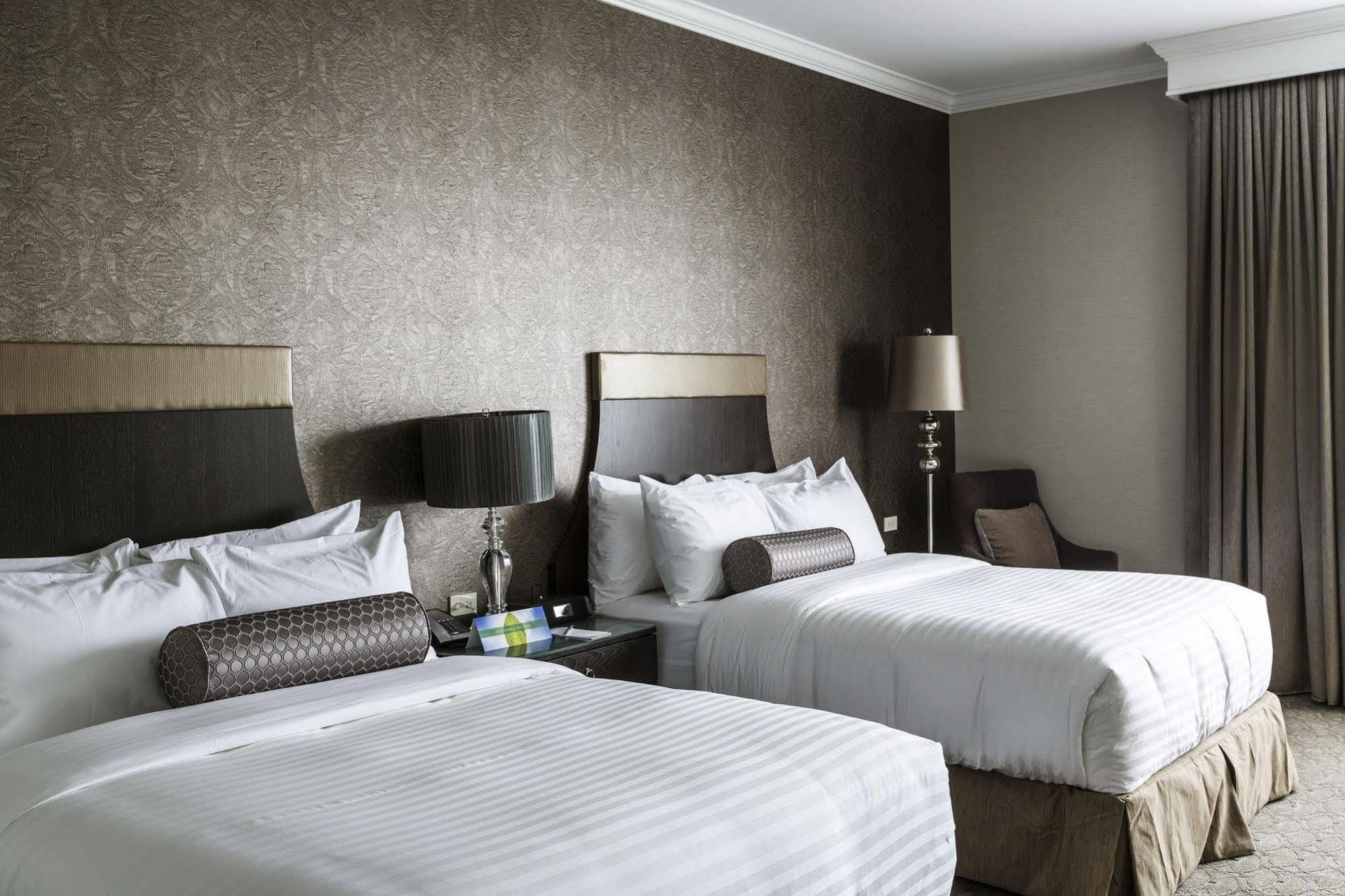 La Banque Hotel Homewood Eksteriør billede